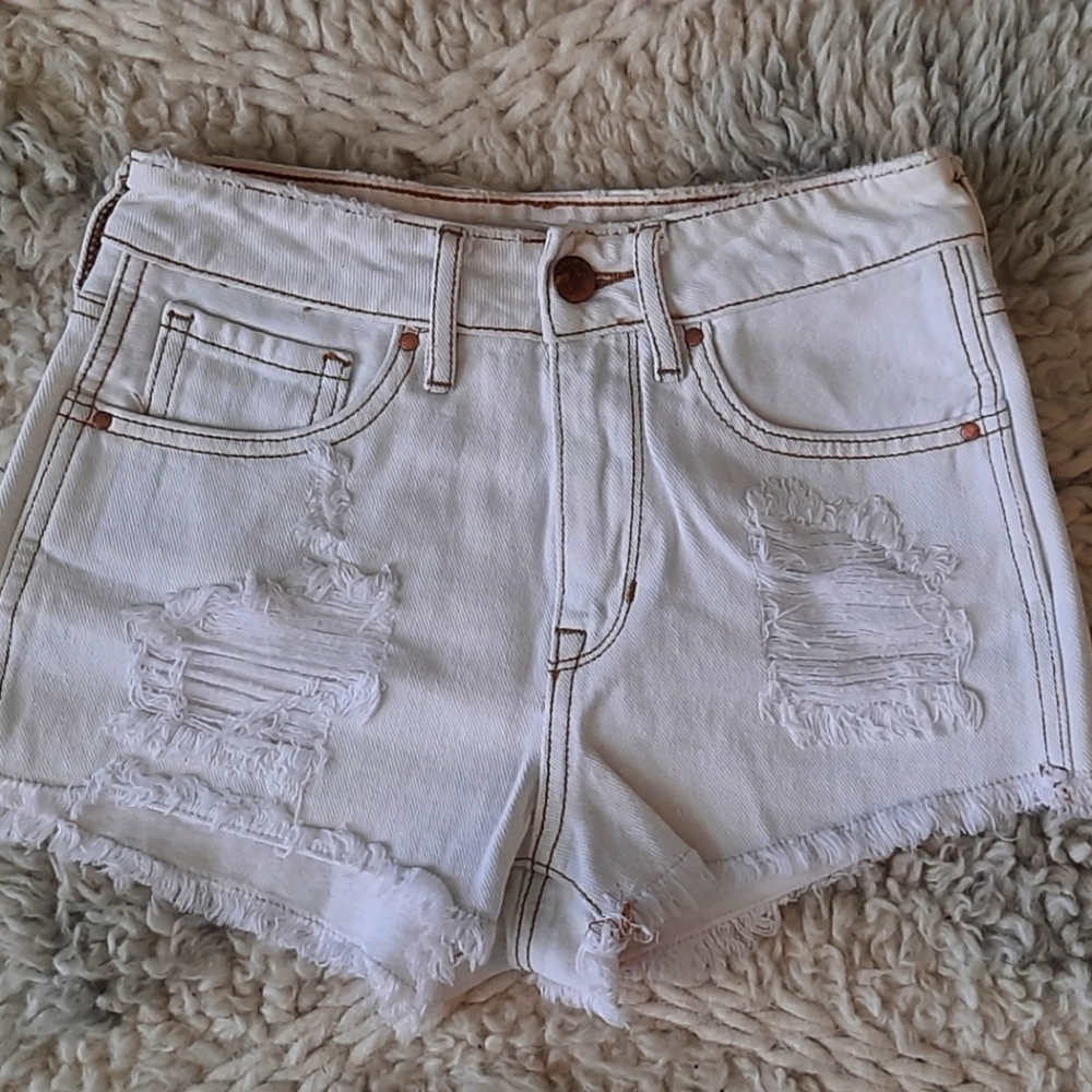 Bullhead (pacsun) high rise short sz 23